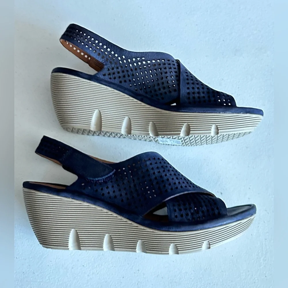 NWOT. CLARKS - WOMENS REEDLY VARIEL SANDAL Size 7.5M - Picture 5 of 13